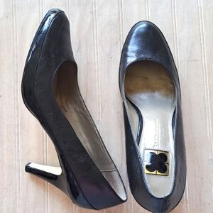 Liz Claiborne "Cammie" Black Leather High Heel Pumps Elegant Chic Round Toe